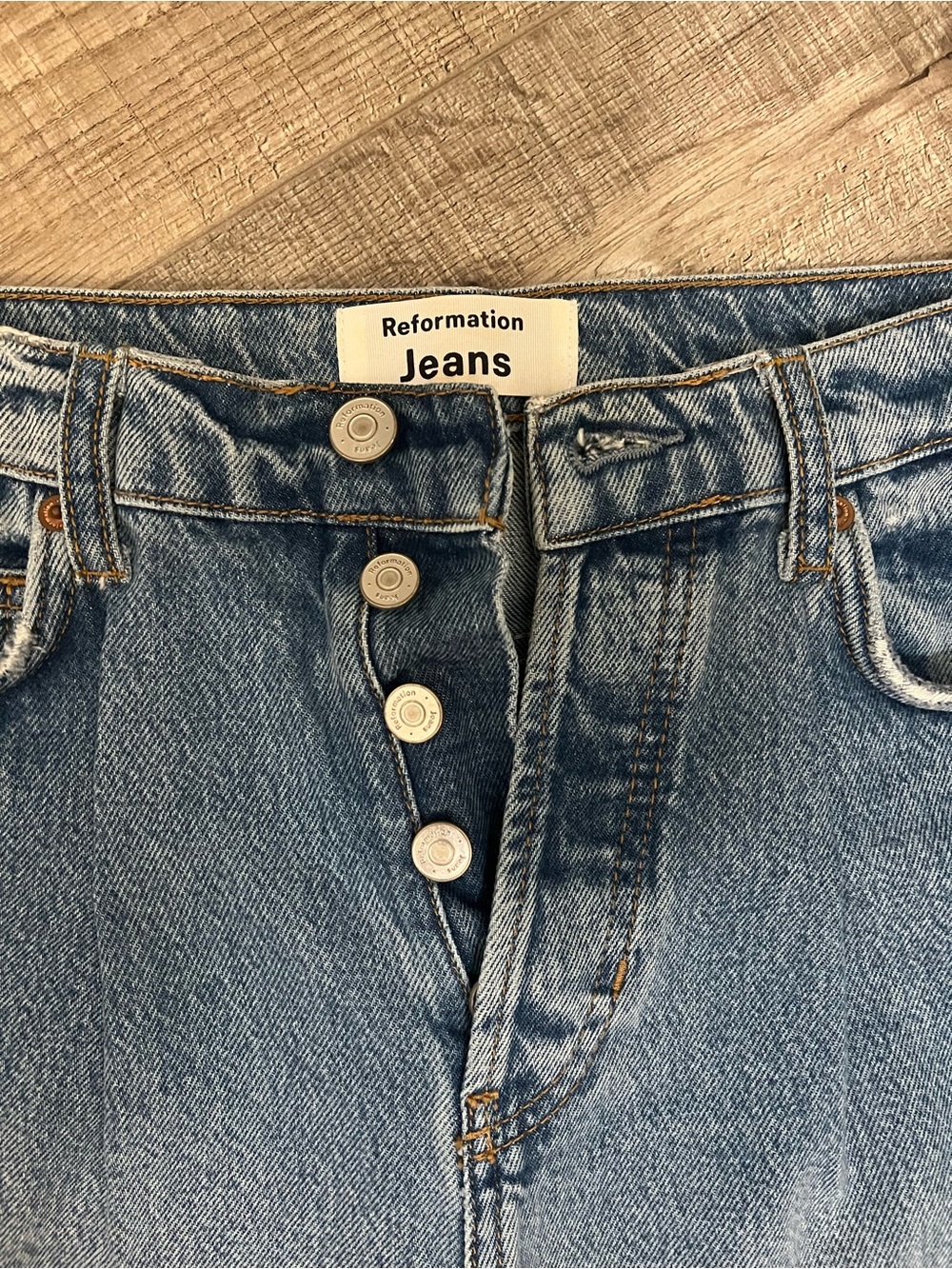 Reformation Light Blue High-Rise Wide Leg Jeans size 24 button closure EUC - Picture 2 of 8